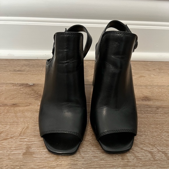 Banana Republic Size 6 Black Leather heeled open toe boots - Picture 2 of 5